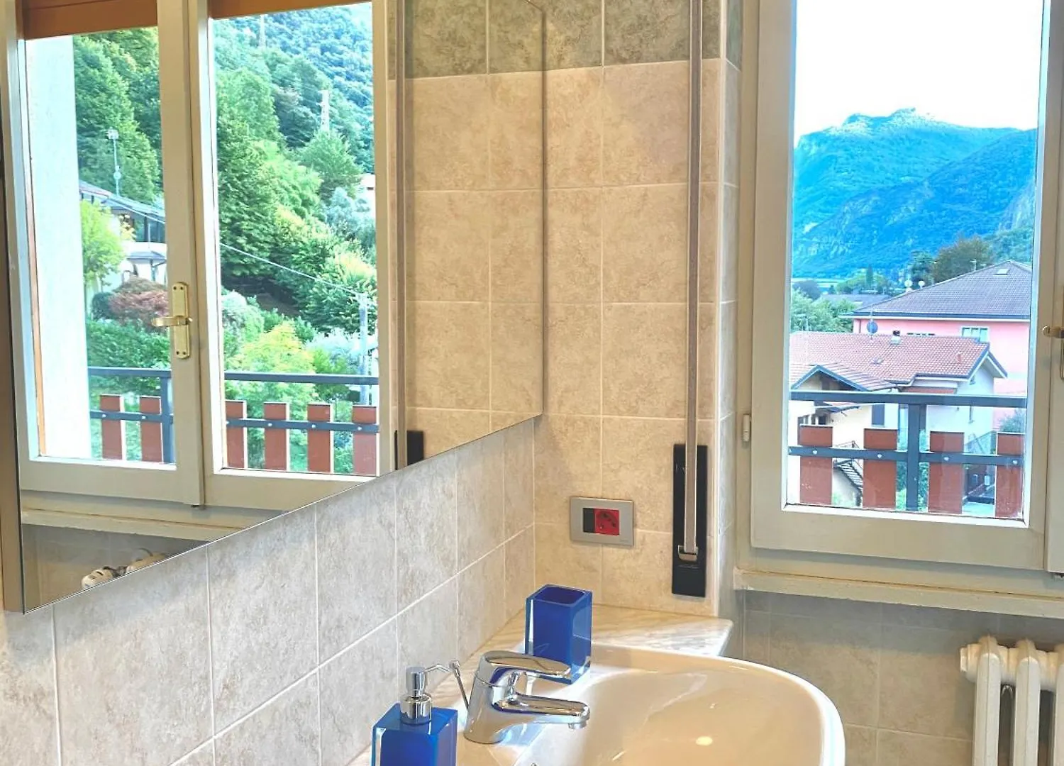 Lake Como Victoria Apartment Oliveto Lario