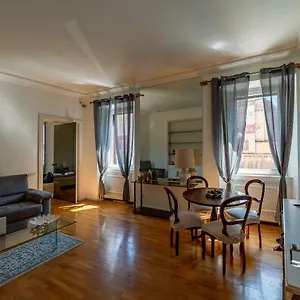https://rhome-trevi.it-romehotels.com