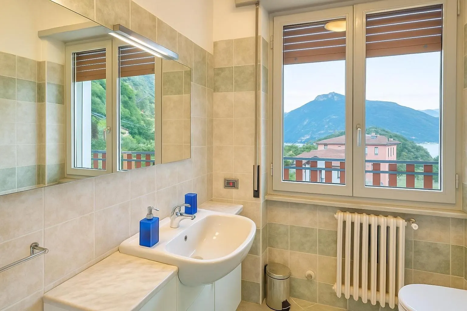 Lake Como Victoria Apartment Oliveto Lario